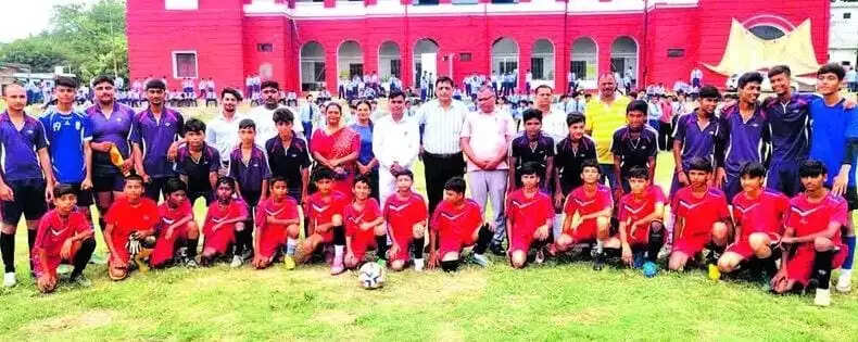 मंडलीय सुब्रतो मुखर्जी फुटबॉल प्रतियोगिता : अंडर-17 का खिताब मुरादाबाद और अंडर-15 का बिजनौर के नाम