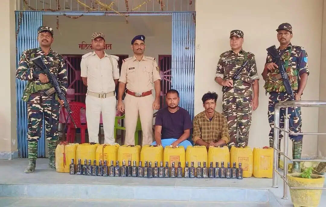 एसएसबी और पुलिस की कार्रवाई में 159 लीटर शराब के साथ दो तस्कर गिरफ्तार