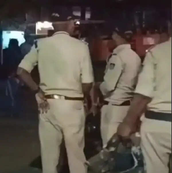 उज्जैन में मंदिर हटाने को लेकर पंचम पूरा में हुआ विवाद, एसआई घायल