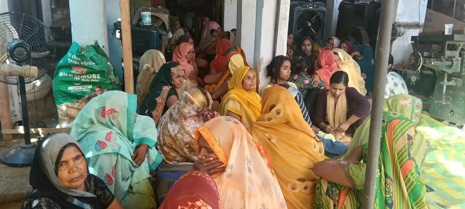 पत्नी से बातचीत के शक में साढ़ू पर चाकू से हमला, ट्रामा सेंटर में मौत