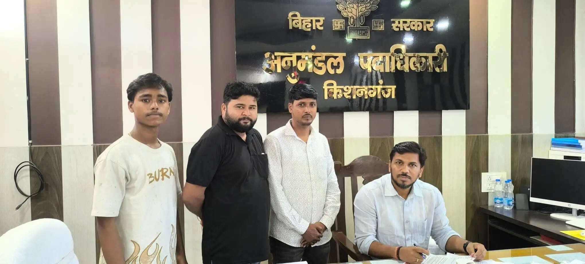 भूतनाथ मंदिर जाने वाले कांवरियों की सुरक्षा बढ़ाने की मांग, वीर शिवाजी सेना ने दिया ज्ञापन