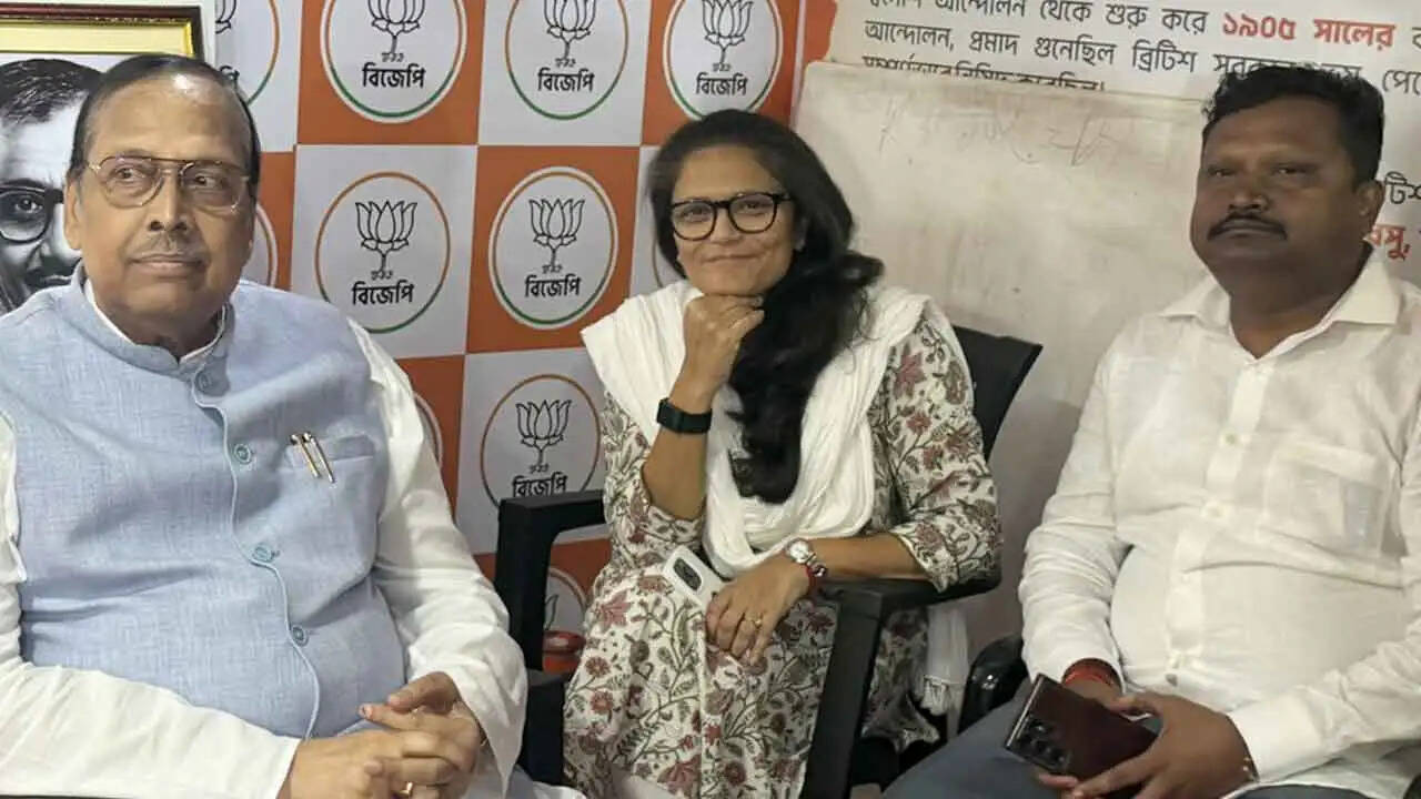 पश्चिम बंगाल राज्यसभा उपचुनाव हेतु तीन प्रत्याशियों ने नामांकन दाखिल किया