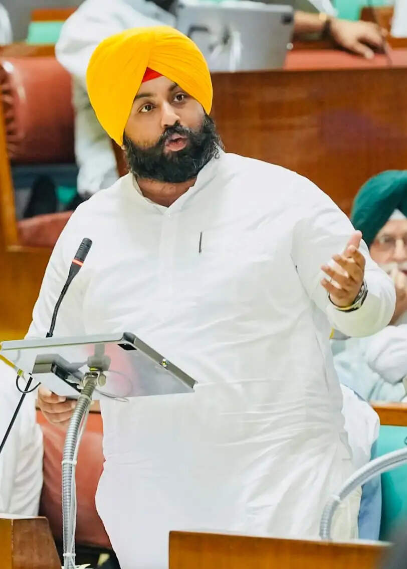 पंजाब विधानसभा में&nbsp;उठी केंद्र सरकार से करतारपुर साहिब गलियारा दोबारा खोलने की मांग