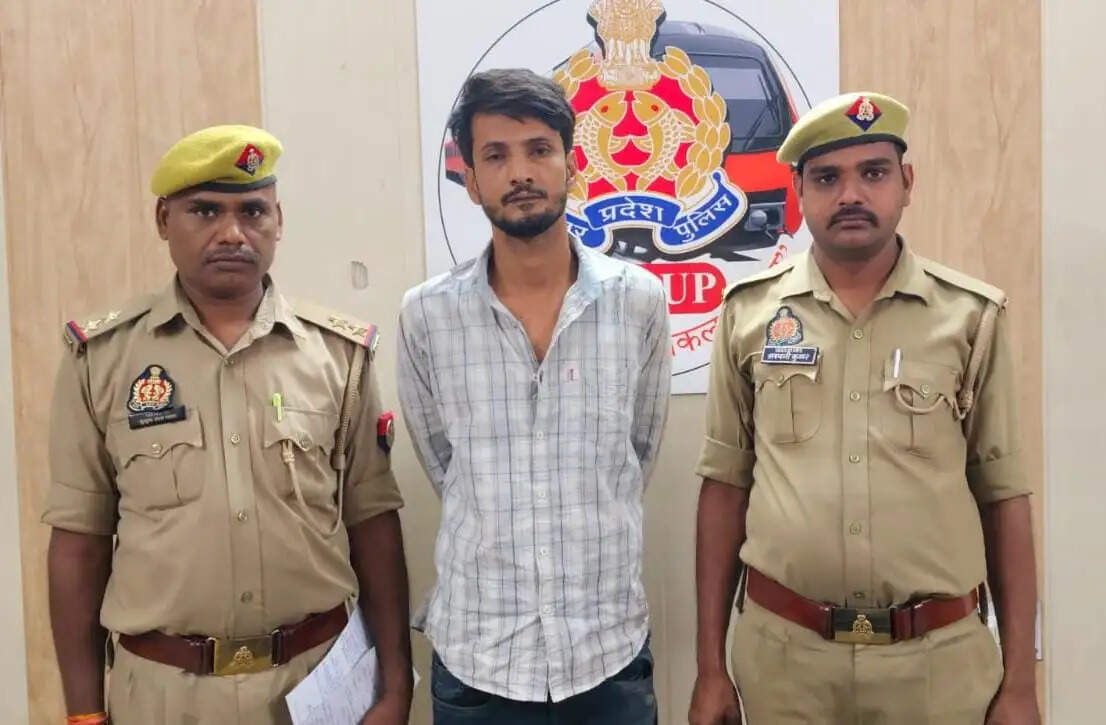 चोरी-लूट के मामलों में फरार वारंटी गिरफ्तार