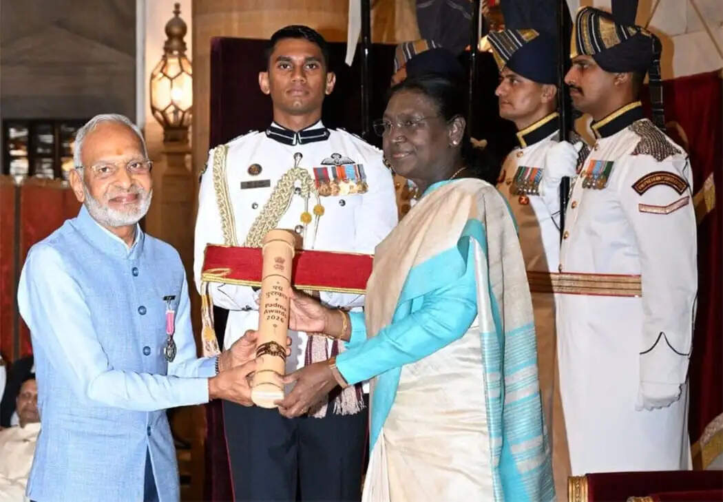 समर्पित कार्यकर्ता नुवाल काे पद्मश्री मिलने से शांतिकुंज परिवार में खुशी की लहर