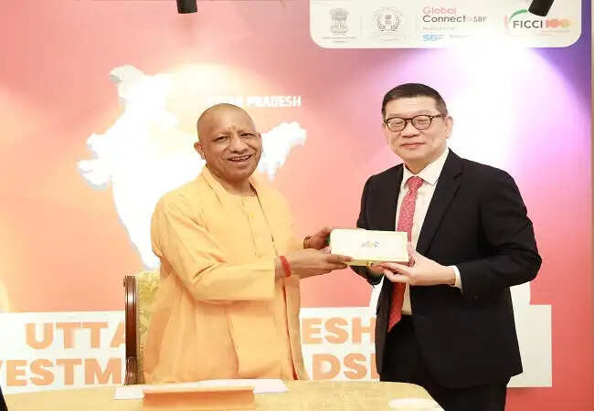 मुख्यमंत्री योगी ने सिंगापुर में&nbsp; जीआईसी के साथ की दीर्घकालिक निवेश पर विस्तृत चर्चा की