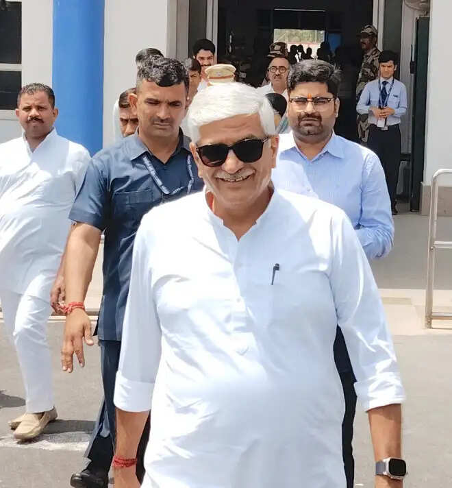 2014 से पहले लोगों के मन में था अविश्वास का माहौल: शेखावत