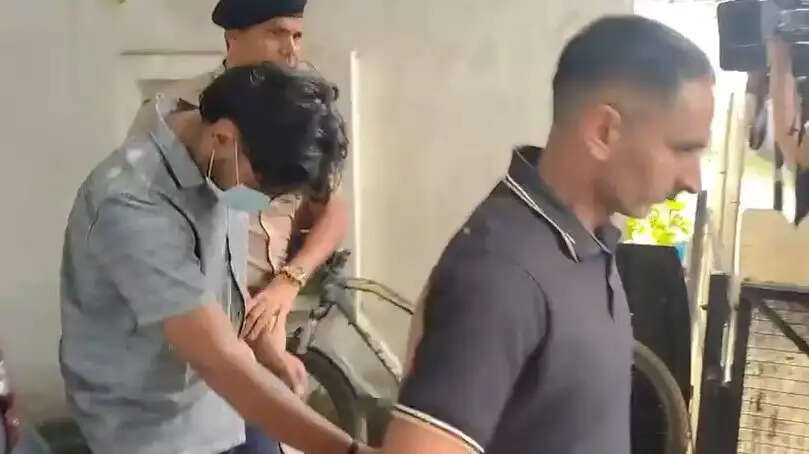 चंडीगढ़ सेक्टर-22 में हेड कॉन्स्टेबल की गोली लगने से मौत, बेटे से पूछताछ