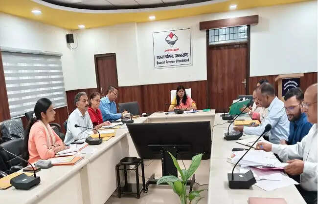 अल्मोड़ा के राजस्व पुलिस एवं भूलेख सर्वेक्षण संस्थान का होगा आधुनिकीकरण