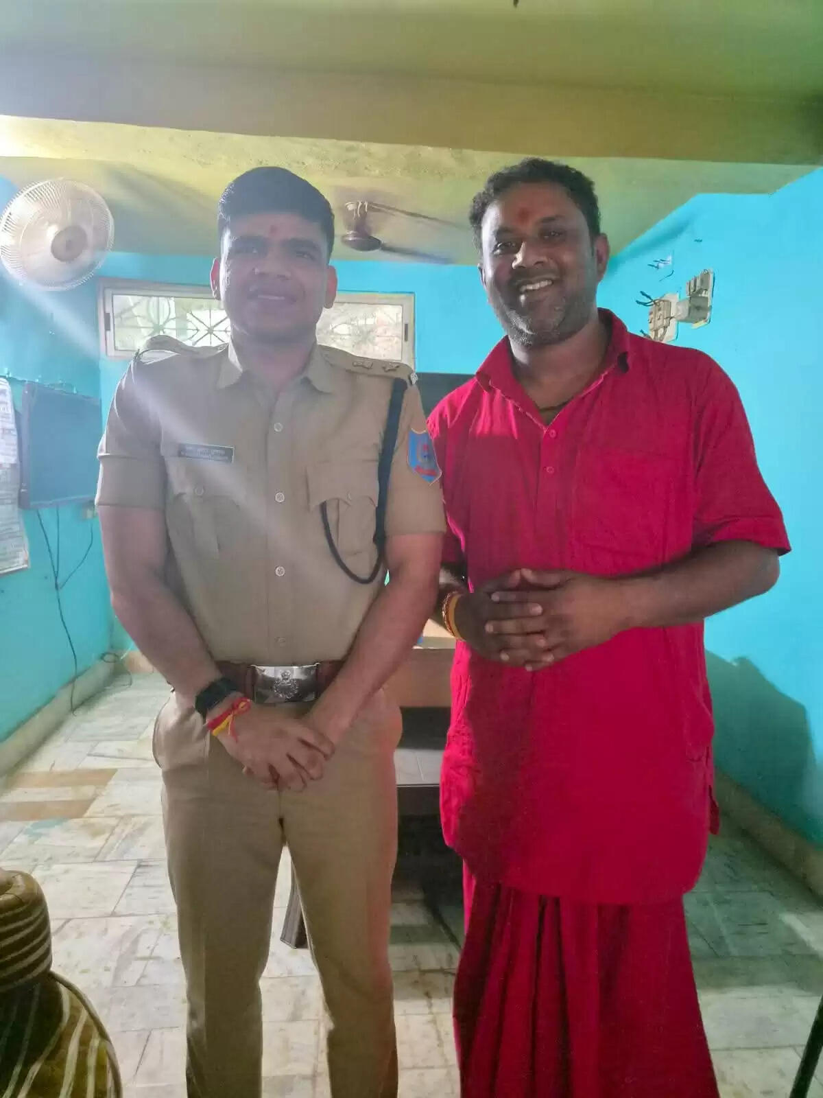 रामगढ़ में नई जिम्मेदारी संभालते ही डीसी-एसपी ने मां छिन्नमस्तिका के दरबार में टेका माथा