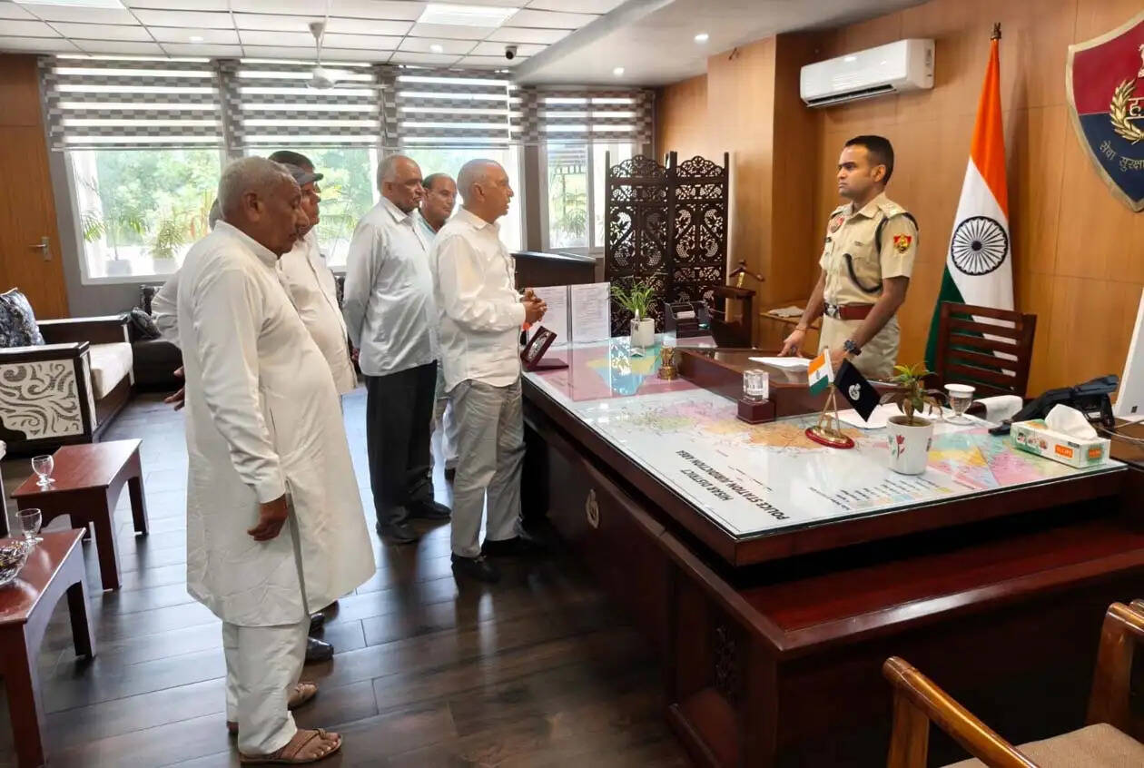 हिसार : भाजपा प्रदेश अध्यक्ष डॉ. अर्चना गुप्ता पर केस दर्ज करने की मांग, एसपी को दी शिकायत