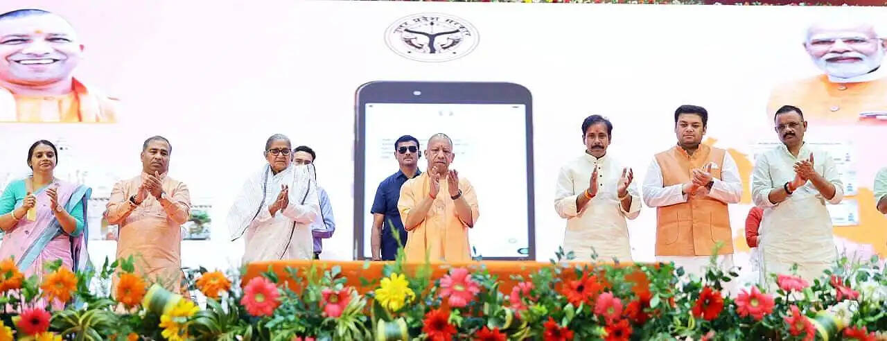 (लीड) आचार्य चाणक्य जैसा गुरु होगा तो देश कभी विपन्न नहीं हो सकता : योगी आदित्यनाथ