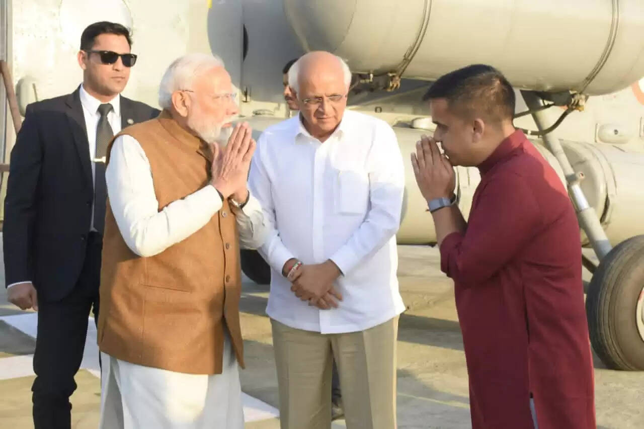 प्रधानमंत्री मोदी ने सोमनाथ मंदिर में की पूजा-अर्चना, ओमकार जप में हुए शामिल