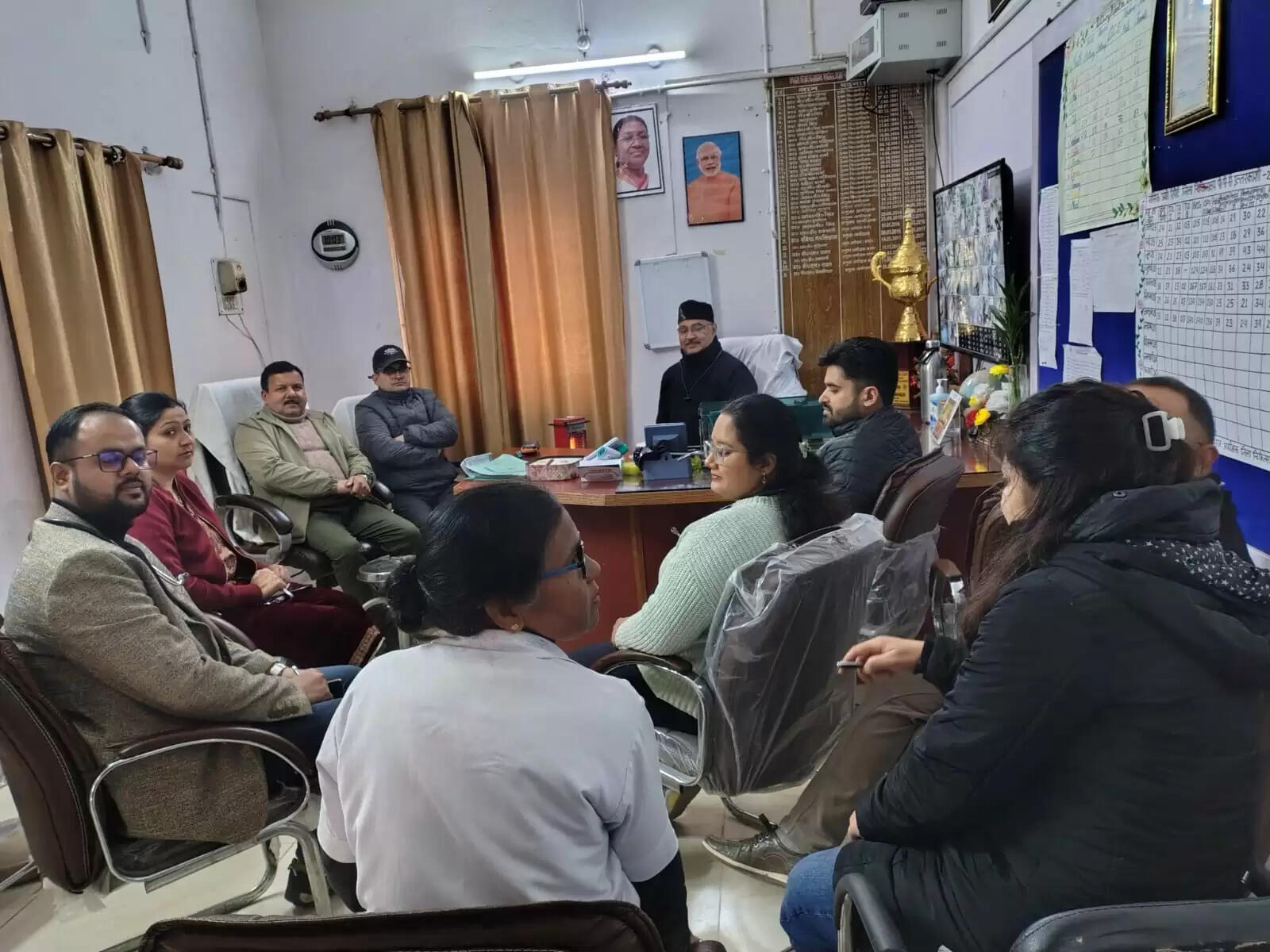 निदेशक ने स्वास्थ्य सेवाओं को परखा