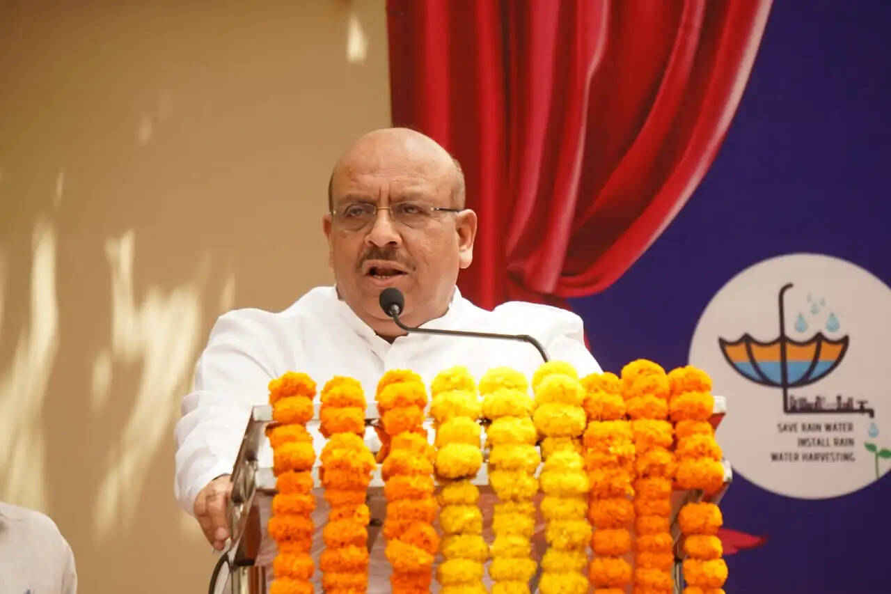विजेंद्र गुप्ता ने की युवाओं से जल संरक्षण अभियान का नेतृत्व करने की अपील