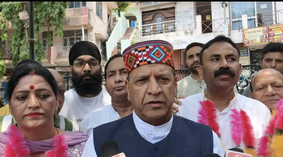 नाहन नगर परिषद में कांग्रेस ने जनमत का किया अपमान, भाजपा के पक्ष में था स्पष्ट जनादेश : डॉ. राजीव बिंदल