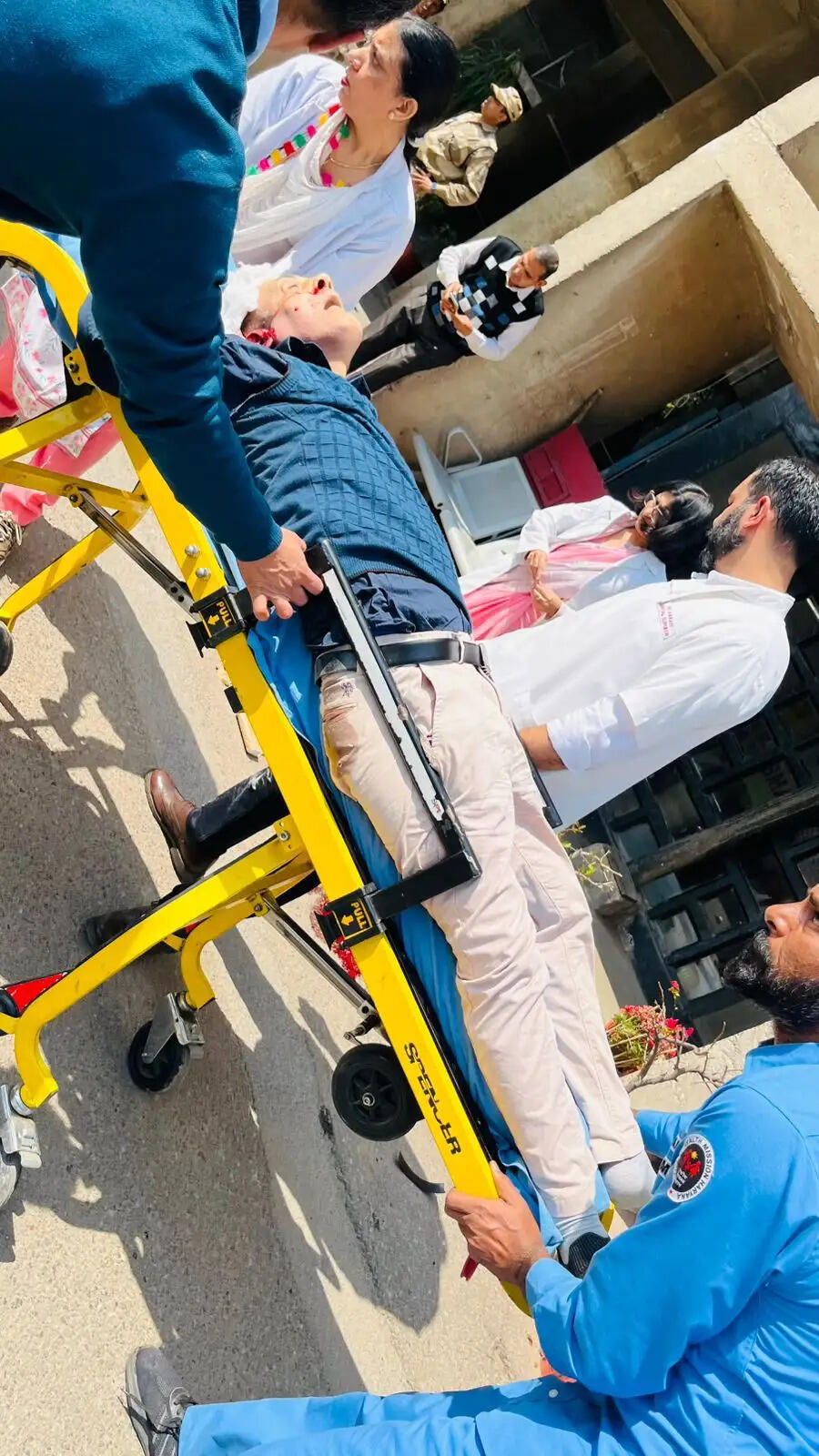 हरियाणा सचिवालय की छठी मंजिल से कूदकर में आईएएस के सीनियर सचिव ने की आत्महत्या