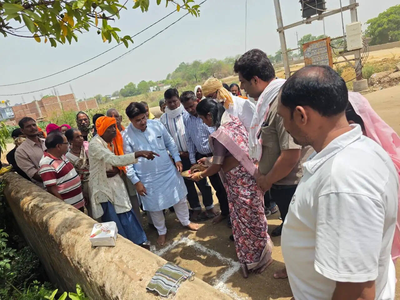 धमतरी के साेरिद वार्ड में 11 लाख से अधिक की नाली निर्माण योजना का हुआ भूमिपूजन