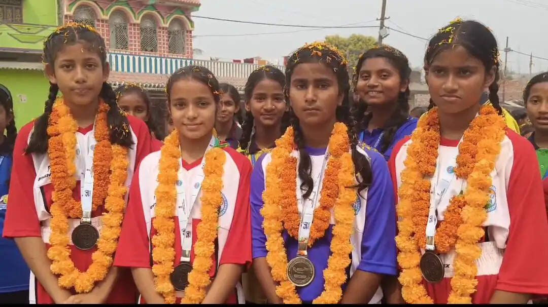 खेलो इंडिया अस्मिता किकबॉक्सिंग में सुपौल की चार छात्राओं का जलवा, एक सिल्वर व तीन ब्रॉन्ज जीतकर नेशनल के लिए चयनित