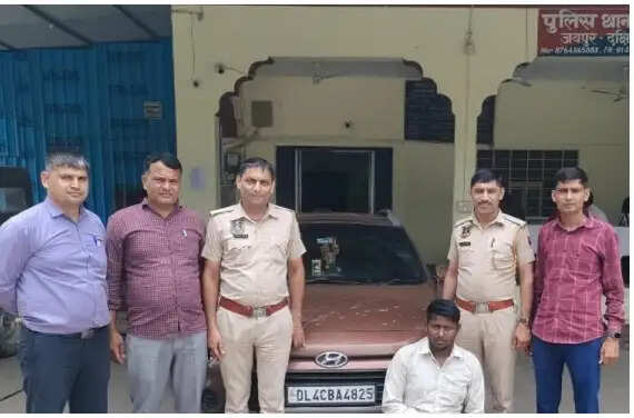 स्टेट हाइवे पर अपहरण-लूट गिरोह का मुख्य सरगना कुशाल सांसी गिरफ्तार