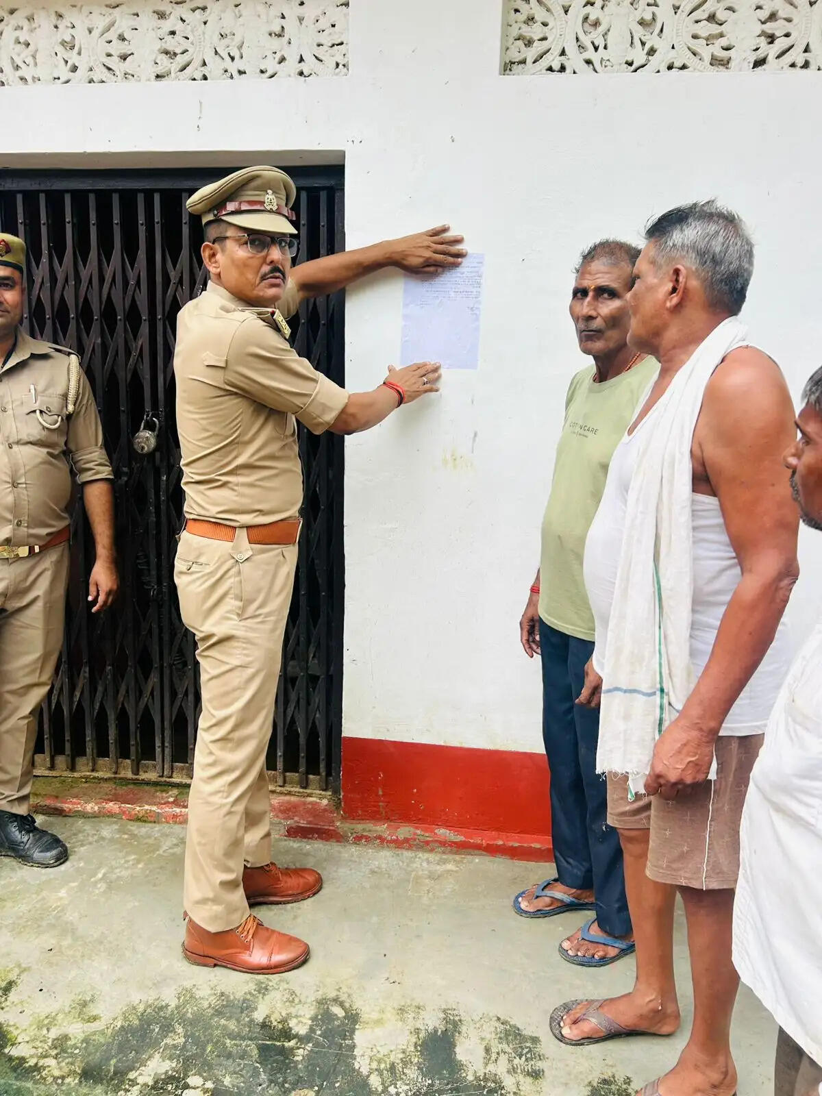 अमेठी: वांछित अपराधी के खिलाफ पुलिस ने की धारा 82 की कार्रवाई