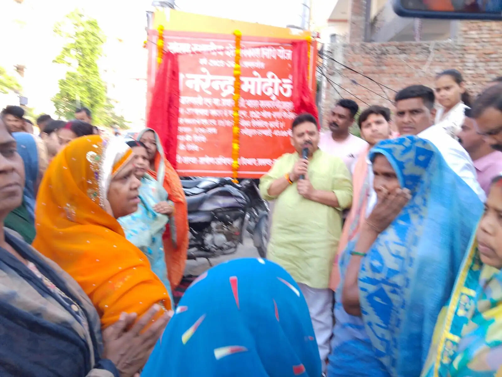 वाराणसी : राज्यमंत्री रविंद्र जायसवाल ने 05 सड़क नवनिर्माण कार्यों का किया लोकार्पण