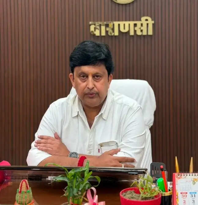 नवनियुक्त मुख्य चिकित्सा अधिकारी डॉ. एन. पी. सिंह ने संभाला कार्यभार