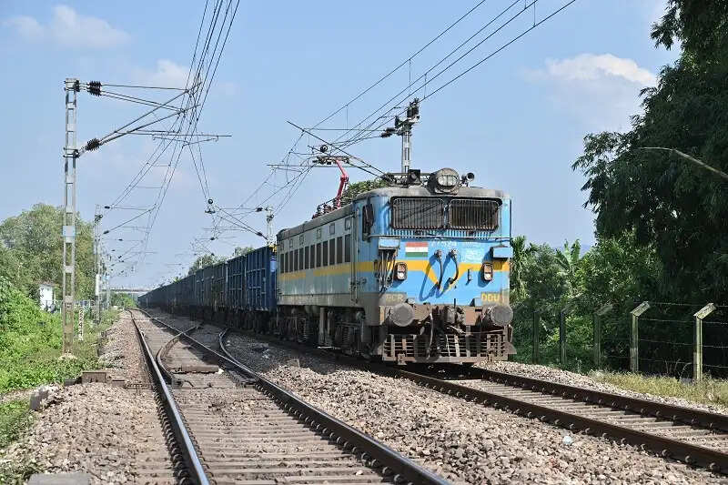 पूसीरे ने सितंबर में 1094 रेक अनलोड कर माल परिवहन में निरंतर बेहतर प्रदर्शन किया