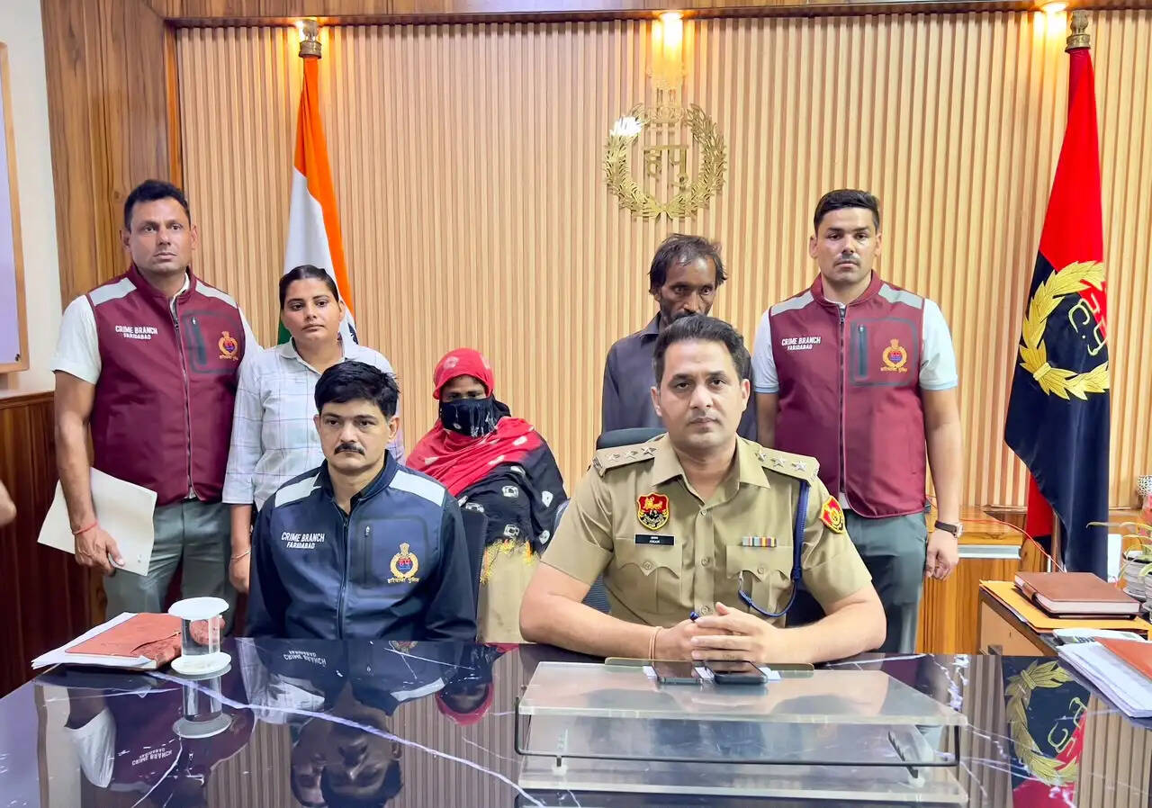 फरीदाबाद : पति की हत्याकर शव जमीन में दफन करने वाली पत्नी प्रेमी सहित गिरफ्तार