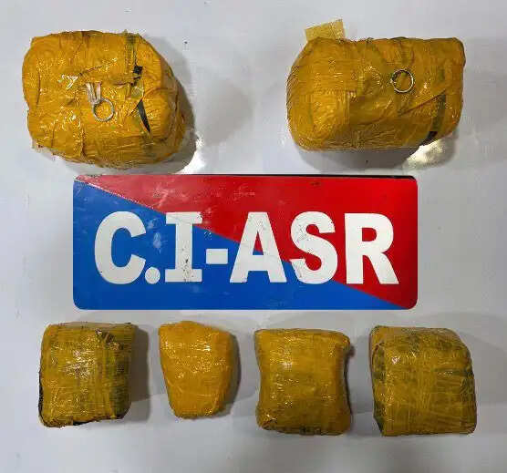 पंजाब में&nbsp;छह&nbsp;किलो हेरोइन व&nbsp;छह&nbsp;किलो आईसीई के&nbsp;साथ&nbsp;तीन&nbsp;तस्कर&nbsp;काबू