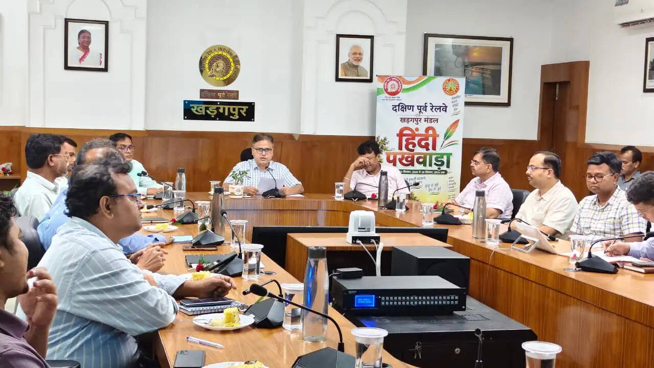 खड़गपुर मंडल में हिंदी पखवाड़ा-2026 का उत्साहपूर्ण शुभारंभ