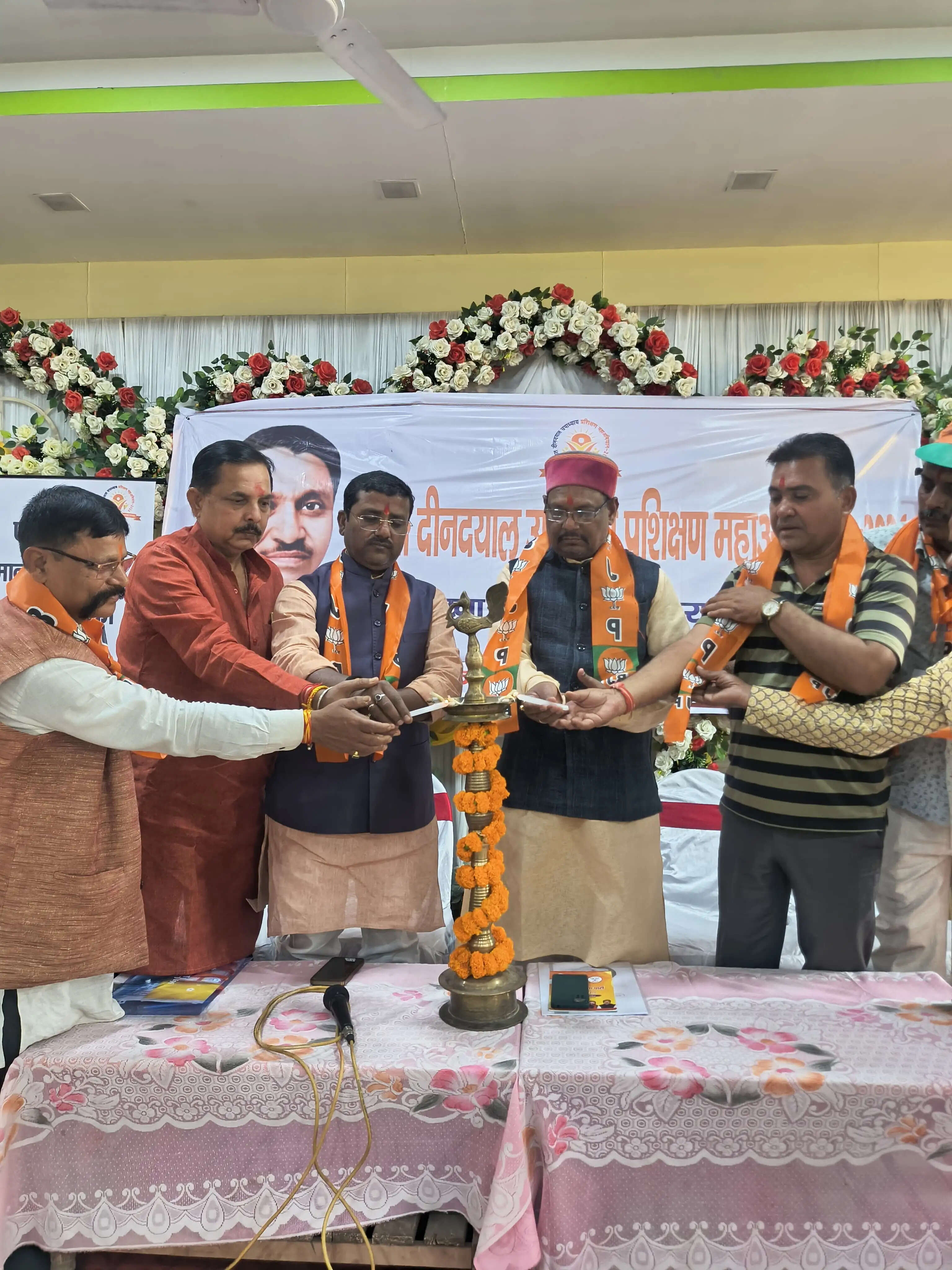 दीनदयाल उपाध्याय प्रशिक्षण अभियान का शुभारंभ, विधायक संजय गुप्ता ने किया उद्घाटन