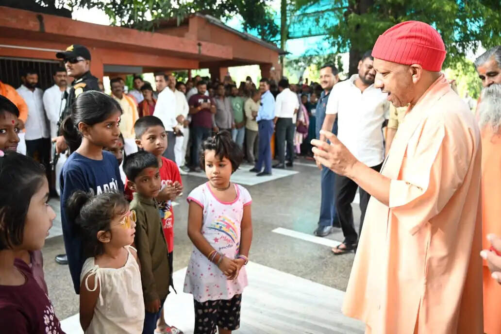 जरूरतमंदों के साथ खड़ी है सरकार, हर उचित समस्या का करेगी निदानः मुख्यमंत्री