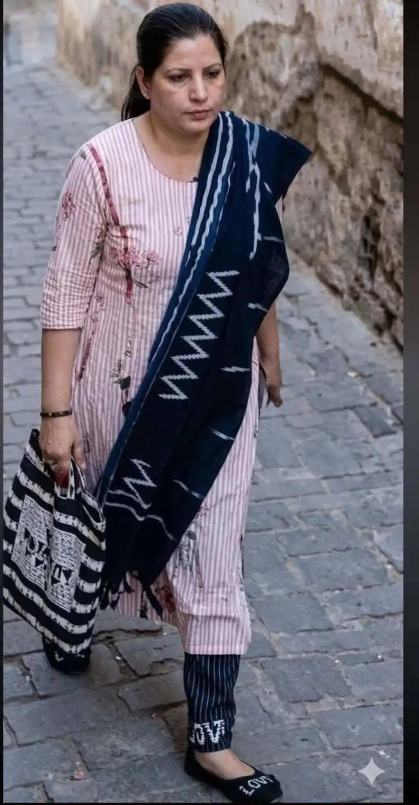 जींद: ब्यूटी पार्लर संचालिका को नशीला पदार्थ दे महिला जेवर व नकदी ले फरार