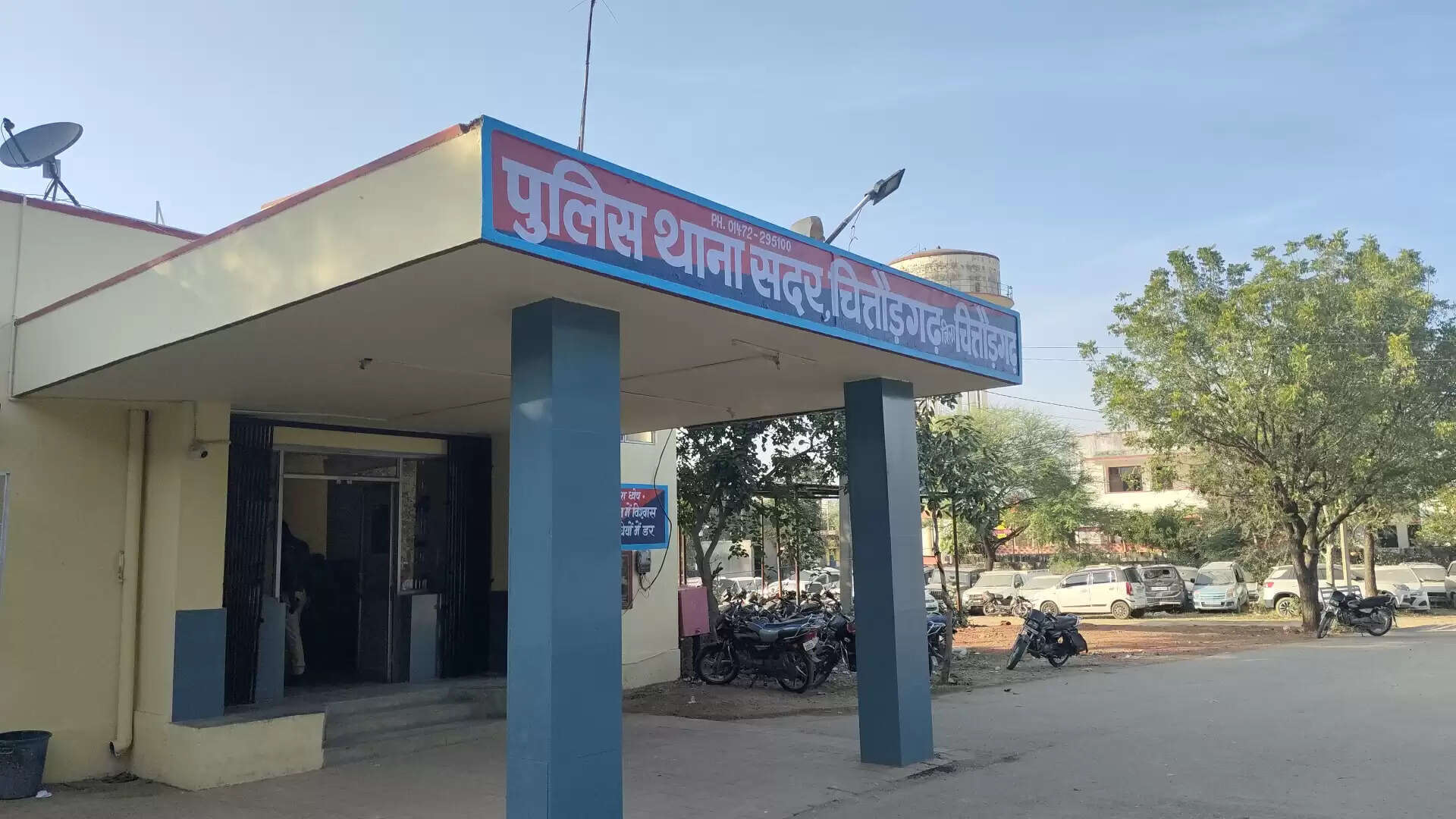 बिंदोली देख रहे युवकों पर चाकू से हमला, शरीर पर लगे तीन घाव, उदयपुर रेफर