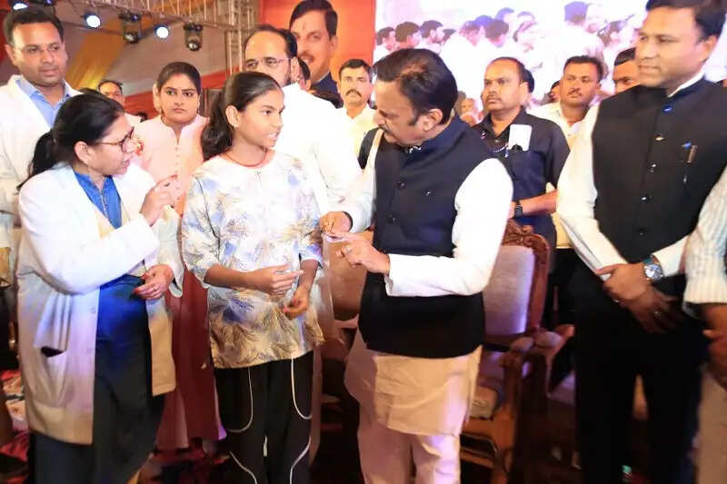 सर्वाइकल कैंसर मुक्त मप्र बनाने के लिए बेटियों को वैक्सीन अवश्य लगवाएं: उप मुख्यमंत्री शुक्ल