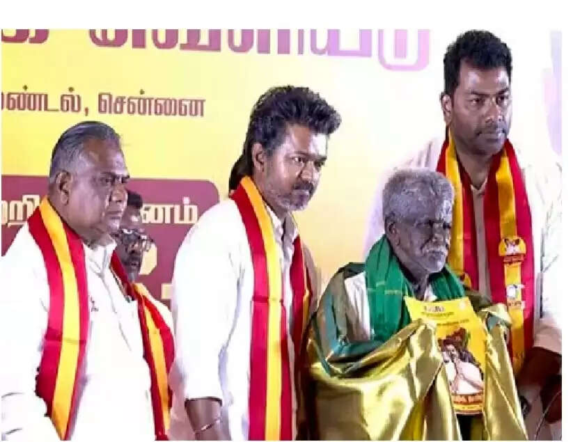 तमिलनाडु चुनाव: टीवीके का घोषणा पत्र जारी, महिलाओं को हर महीने 2500 रुपये देने का वादा