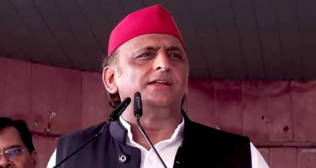 जनेश्वर मिश्र ने जीवनभर समाजवादी आंदोलन को आगे बढ़ाया : अखिलेश यादव