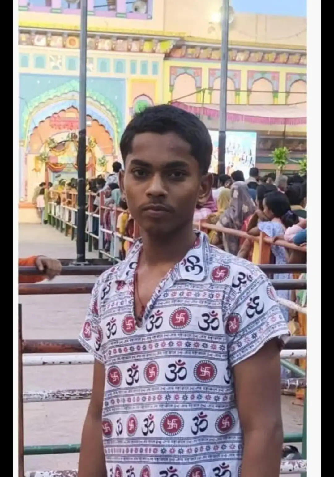 औरैया में देवकली धाम से लौट रहे छात्र की बाइक खंभे से टकराई, मौत