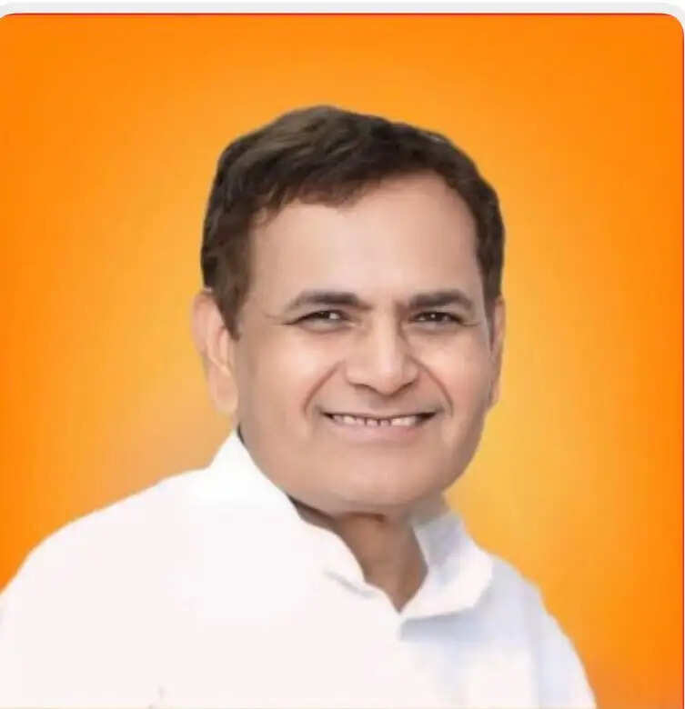 औपनिवेशिक भारत में वन्दे मातरम् का विरोध, विभाजनकारी राजनीति के कारण किया गया था :&nbsp;डाॅ. लालजी प्रसाद निर्मल