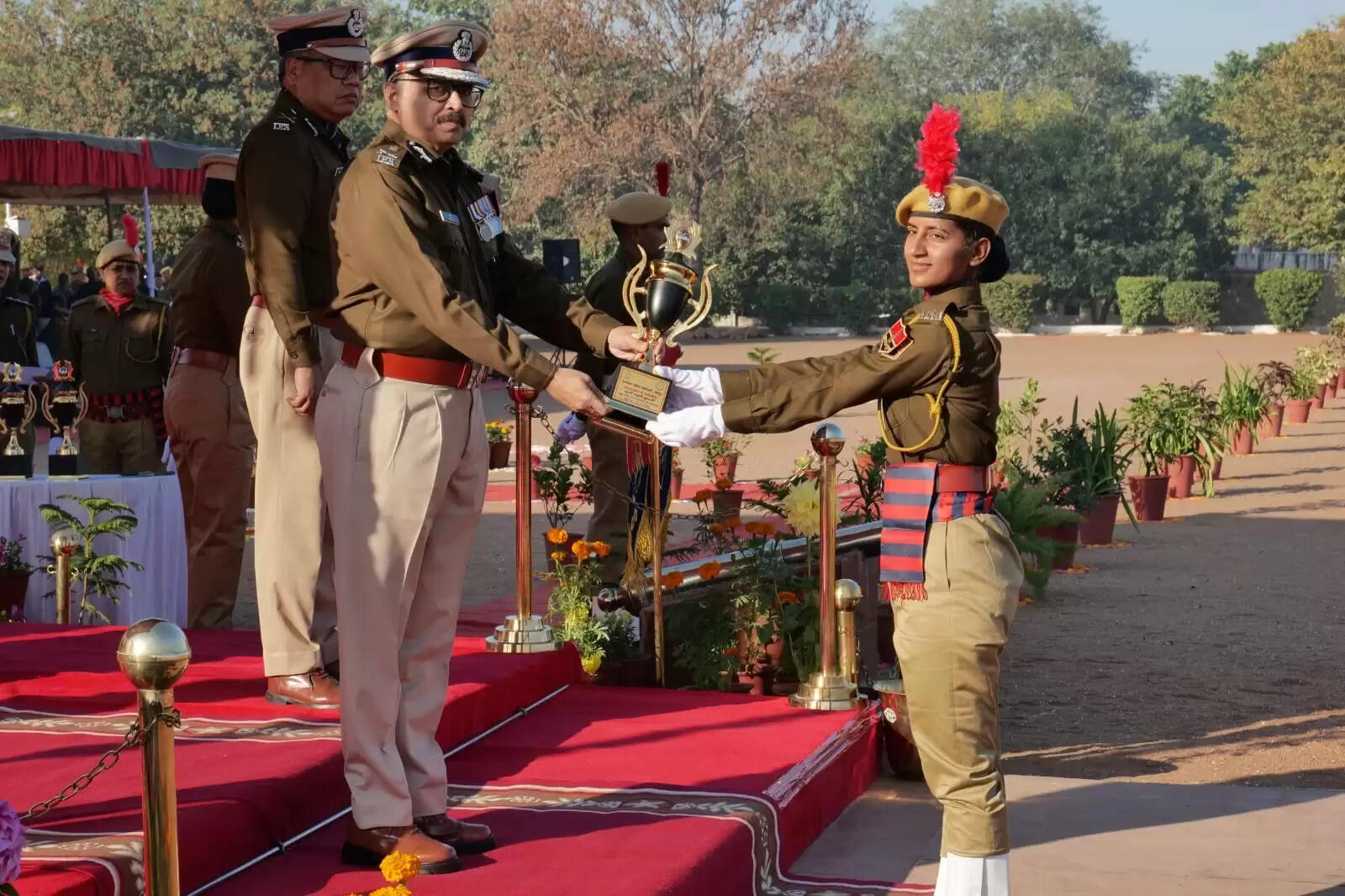 दीक्षांत परेड में सर्वश्रेष्ठ का सम्मान में कोमल चौधरी और ममता जांगू ने जीते सबसे अधिक पुरस्कार