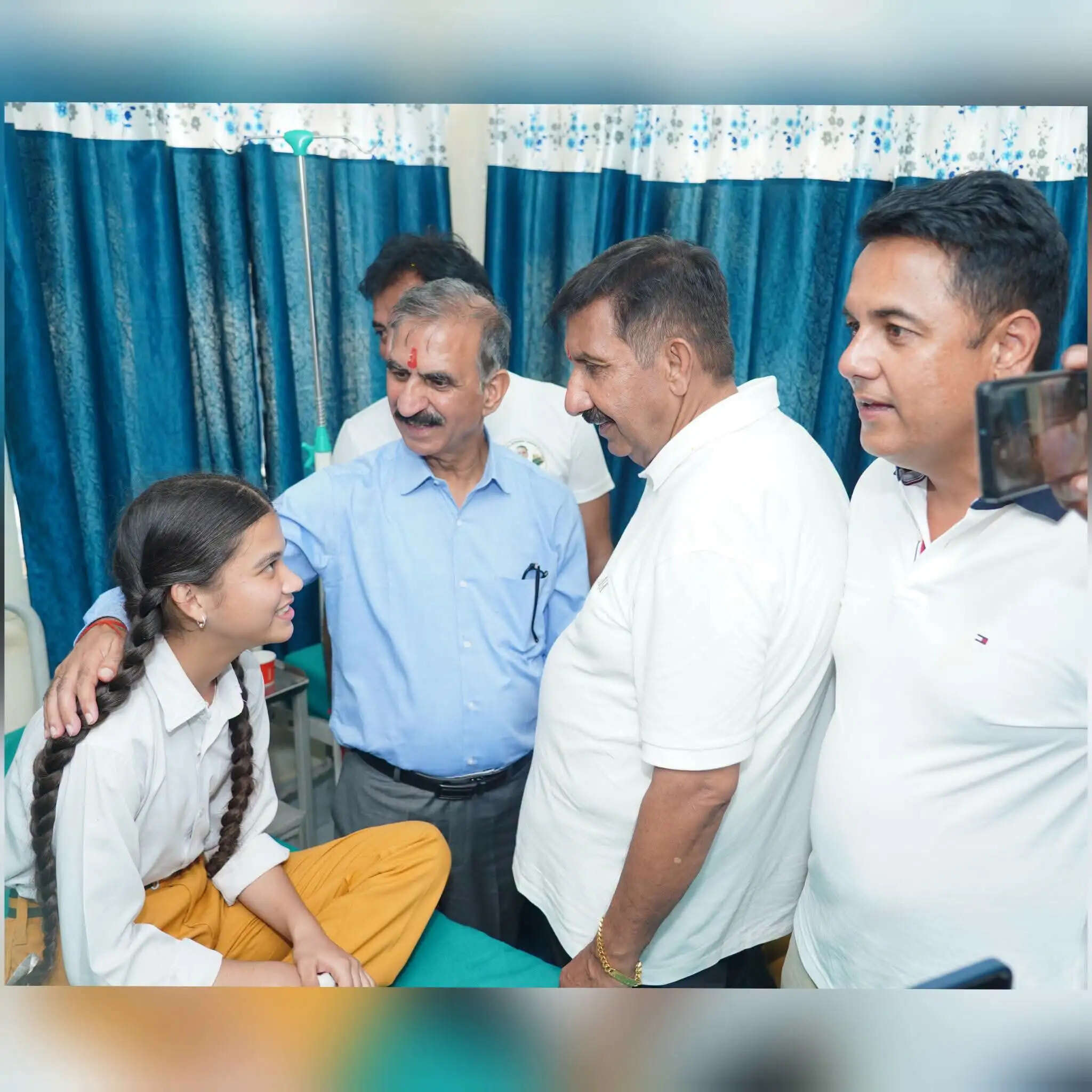 एंटी चिट्टा रैली के दौरान करीब एक दर्जन स्कूली बच्चों की तबीयत बिगड़ी, अस्पताल पहुंचे सीएम
