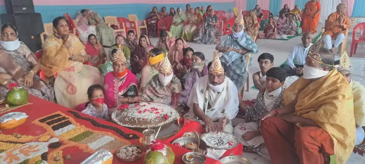 मंदसौरः राजेन्द्र विलास में नवपदजी की औली के उपलक्ष्य में सिद्धचक्र महापूजन का हुआ आयोजन