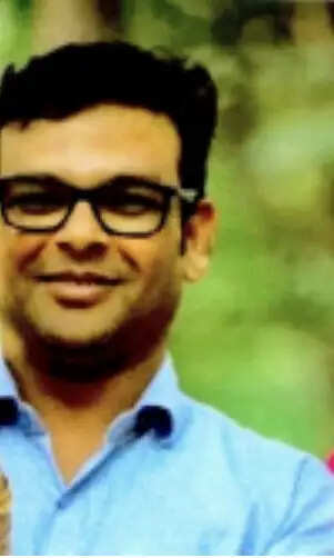 यूएई से भारत लाया गया 100 करोड़ रुपये से अधिक की निवेश ठगी का आरोपित अविनाश अर्जुन राठौड़