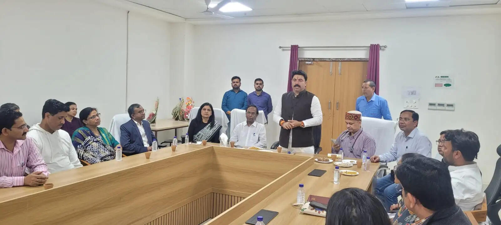 किशोरियों को सर्वाइकल कैंसर से बचाएगी एचपीवी वैक्सीन : डॉ शलभ मणि