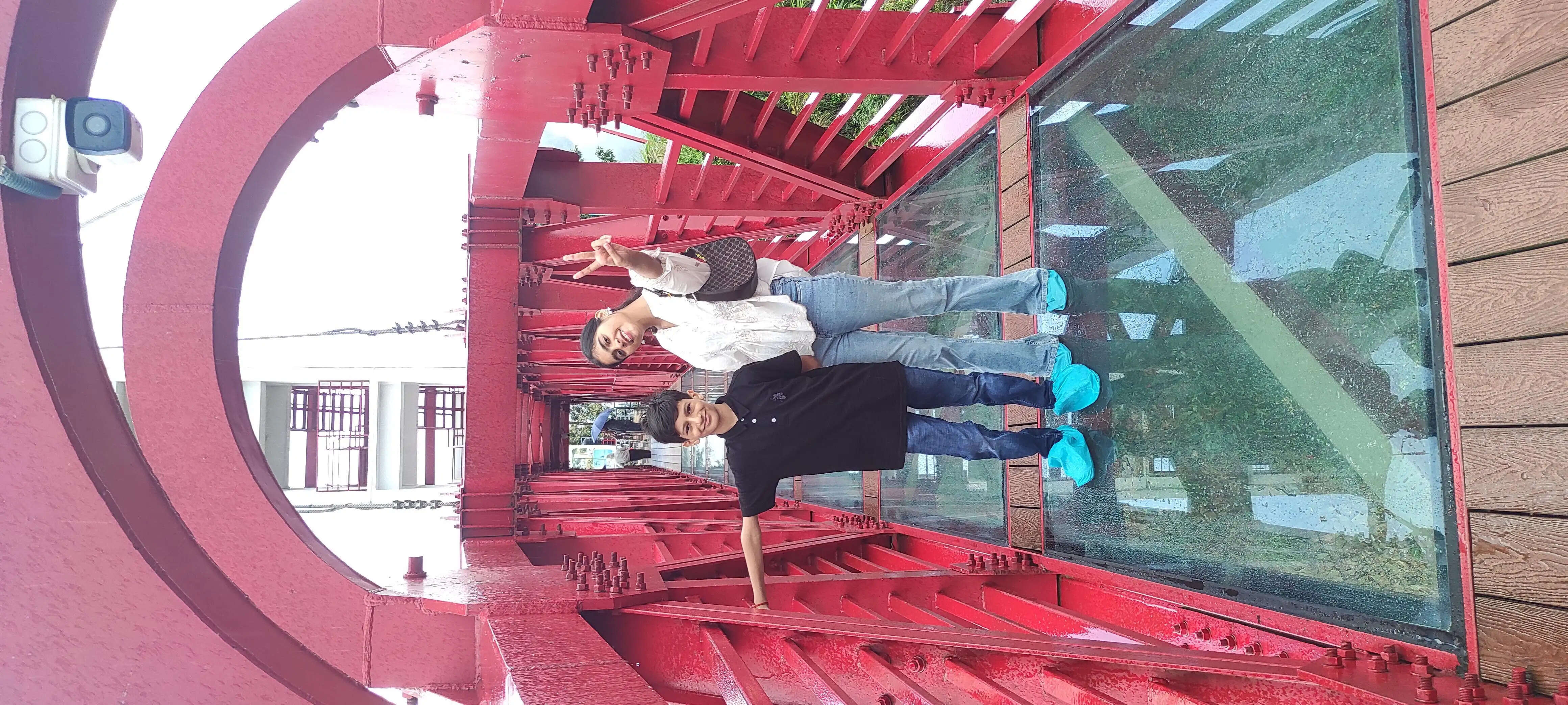 नेपाल से भारतीय पर्यटकों का हो रहा मोहभंग,नए कानून के कारण पर्यटकों की घटी संख्या