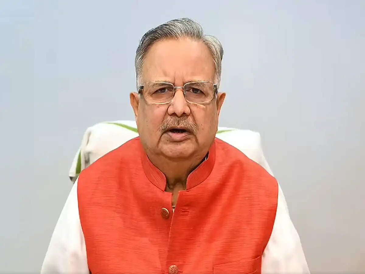 छग&nbsp;विधानसभा अध्यक्ष डॉ. रमन सिंह ने घटाया काफिला