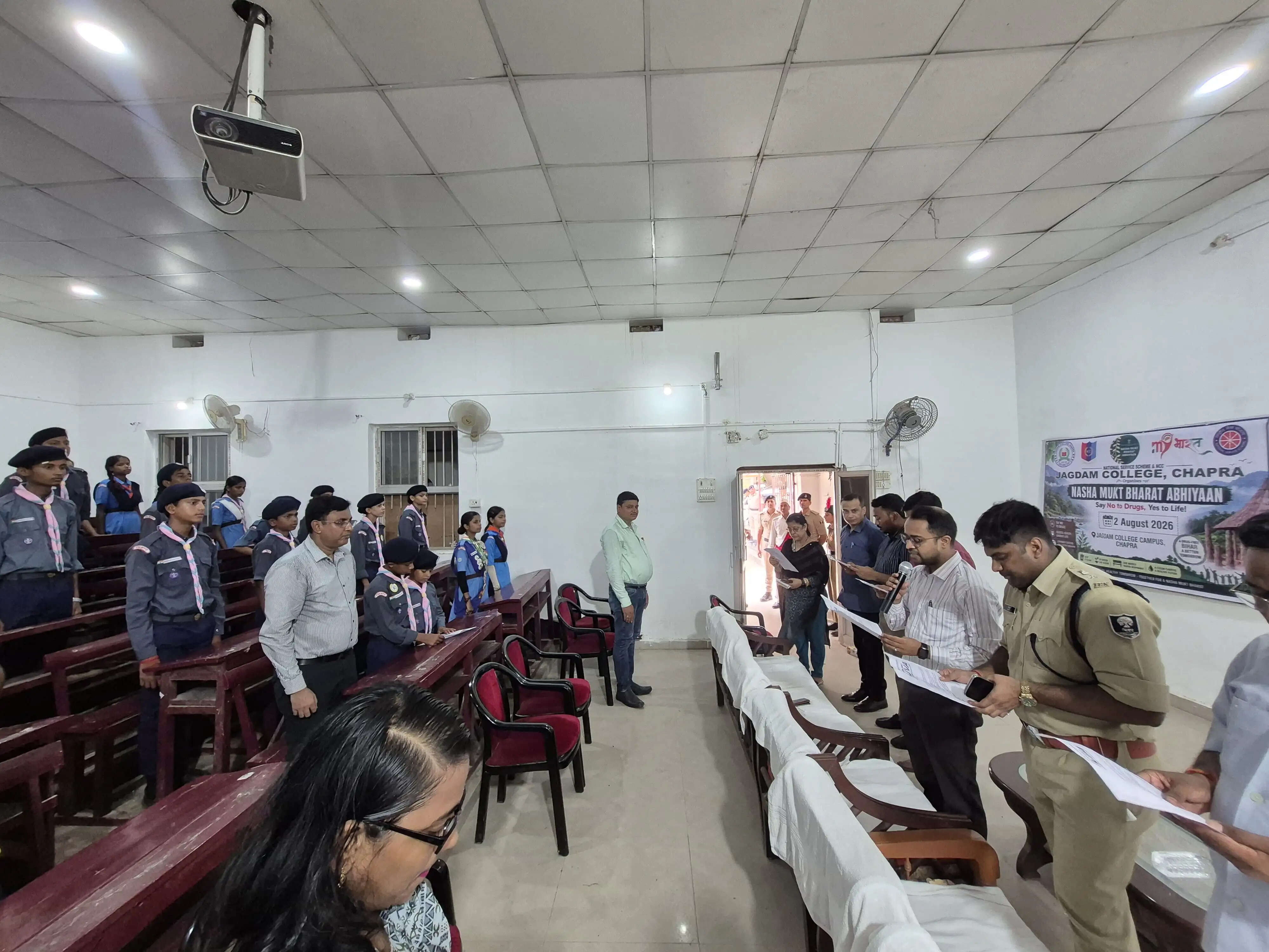 सारण में नशा मुक्ति अभियान के तहत प्रधानमंत्री के संबोधन का हुआ सामूहिक श्रवण