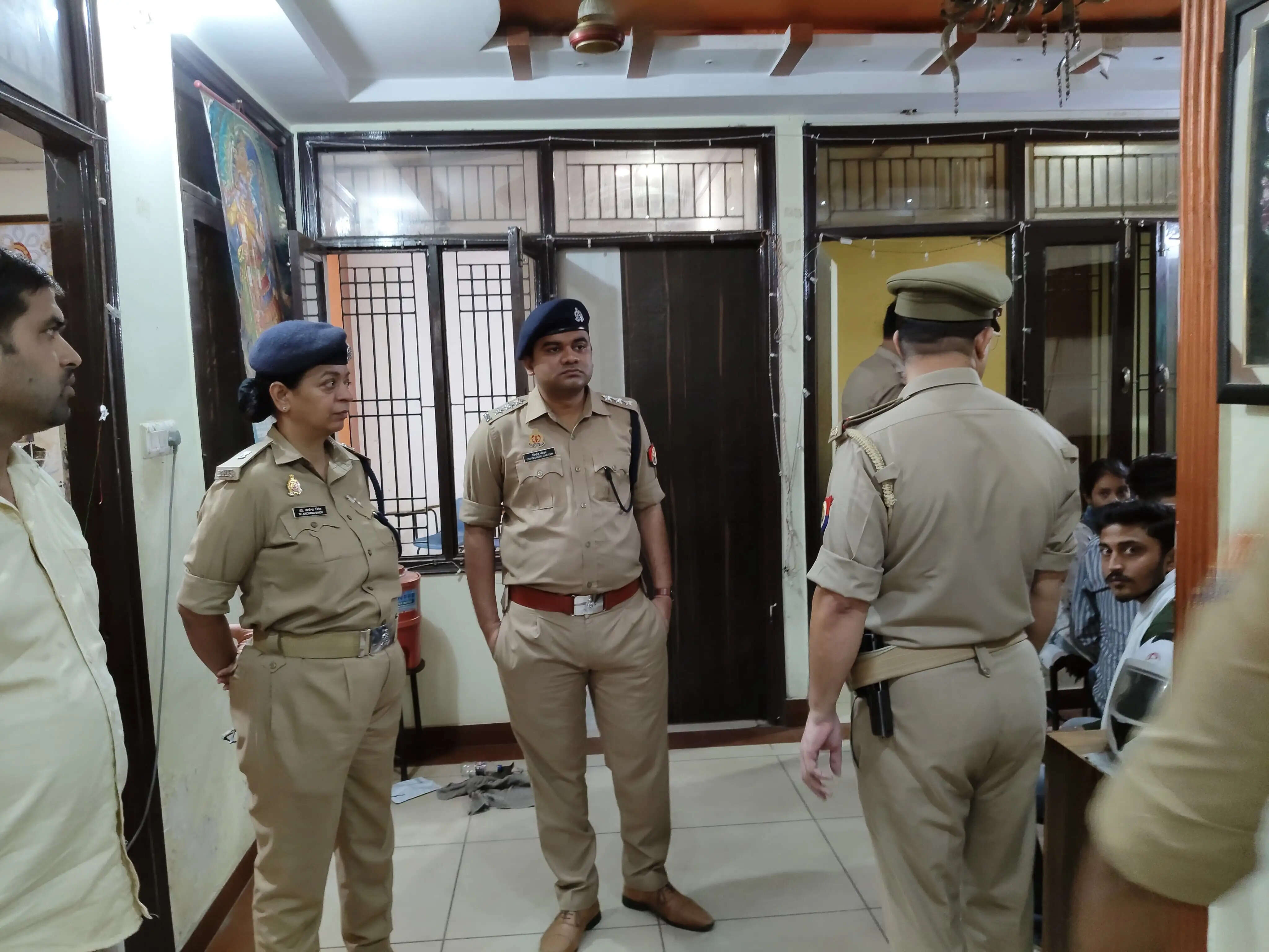 कानपुर में कोचिंग संचालक की रहस्यमय मौत, जांच में जुटी पुलिस