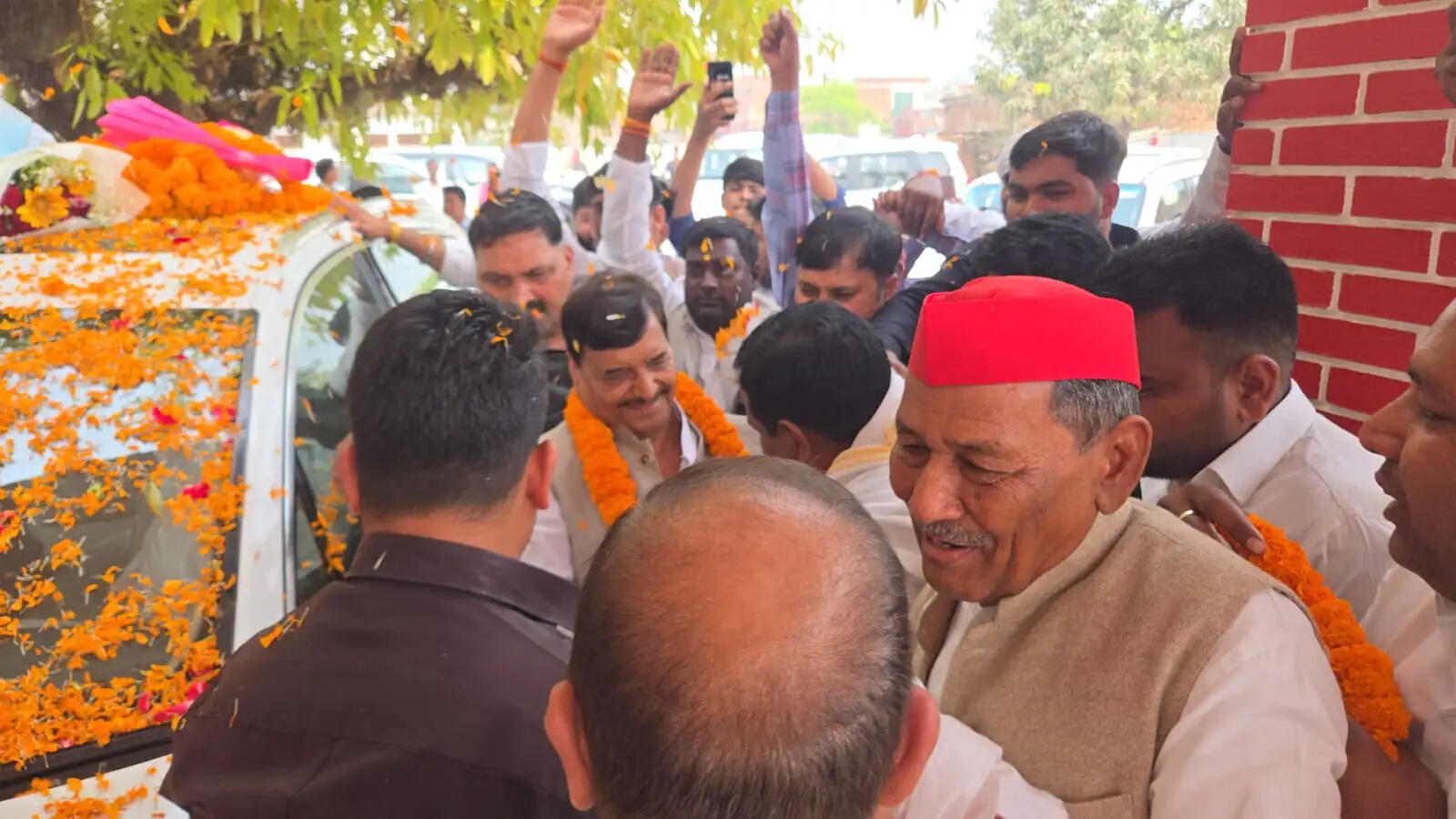 सुभासपा अगर इतनी बड़ी पार्टी है तो ओम प्रकाश राजभर प्रधानमंत्री बनने का दावा करें : शिवपाल यादव